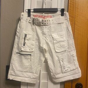Pete & Greta by Johnny Was Women's White Linen Graphic Cargo Shorts waist 16.5”